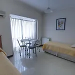 Quinta & Suites Apart Hotel