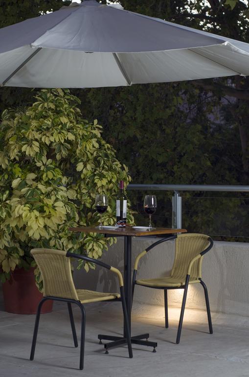 Quinta & Suites Apart Aparthotel